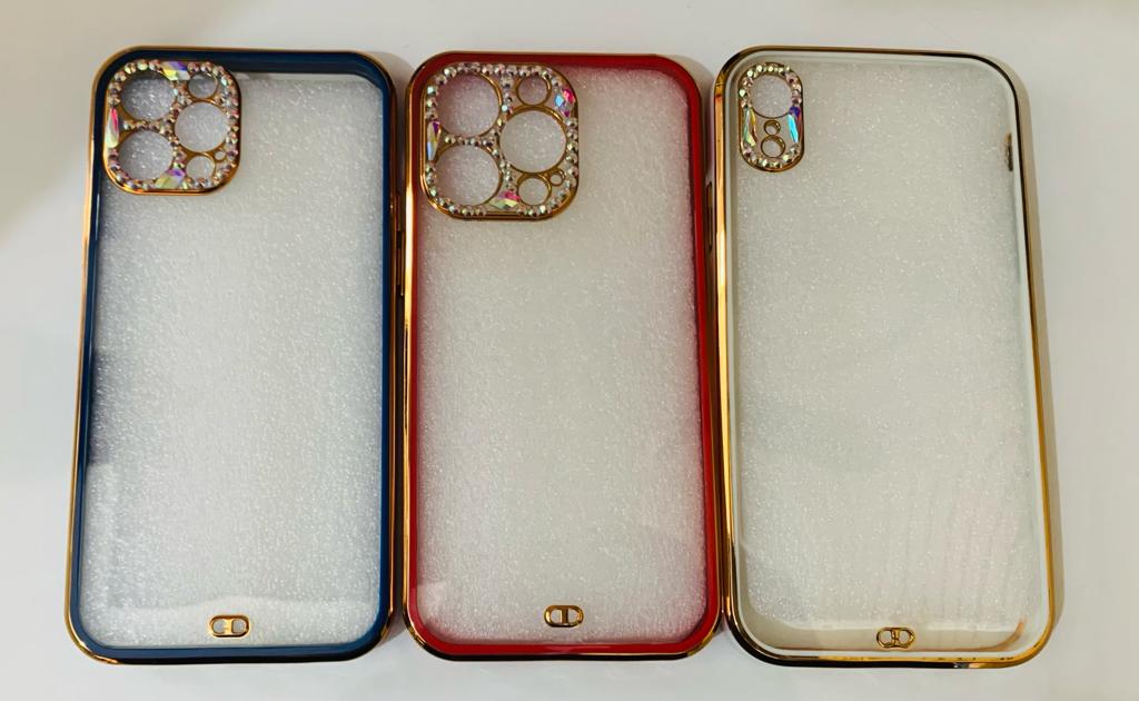 Capa Transparente Com Pedras Strass Iphone 12 6.1 - Capinhas para Celular - Central - unidade    Cod. CP PEDRAS STRASS 